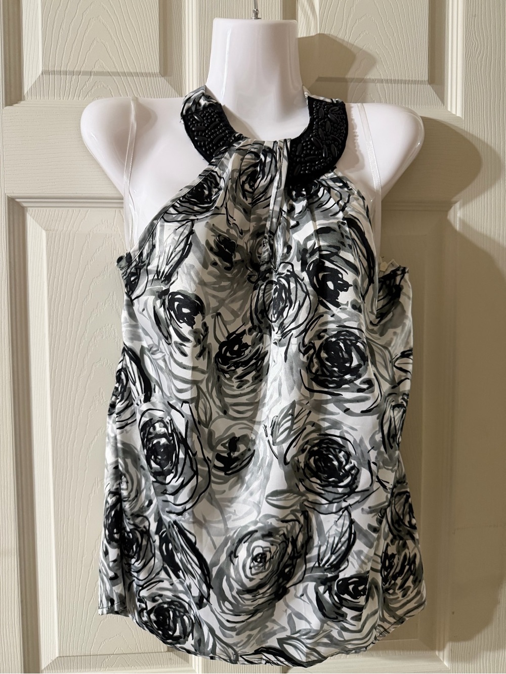 Iz Byer Black & White Floral Brushstroke Tank